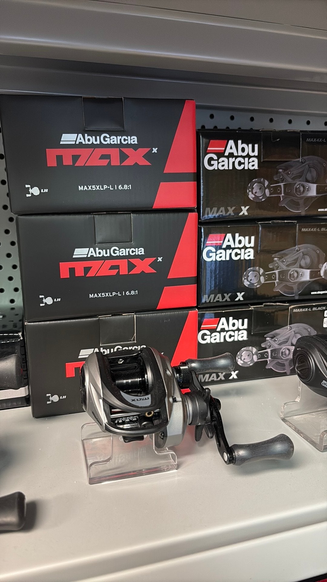 Abu Garcia Max 5XLP-L Reel, Watersport en Boten, Hengelsport | Roofvissen, Molen, Abu, Ophalen of Verzenden, Zo goed als nieuw