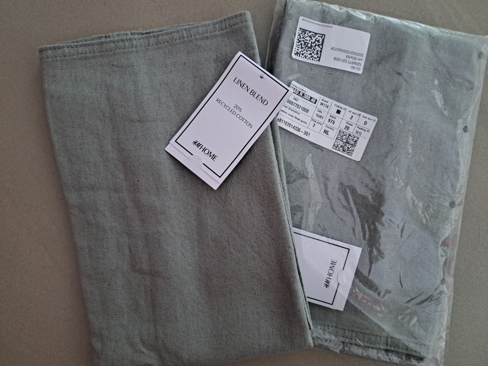 Twee kussenhoezen van H&M Home, Overige merken, Nieuw, Ophalen of Verzenden, Groen