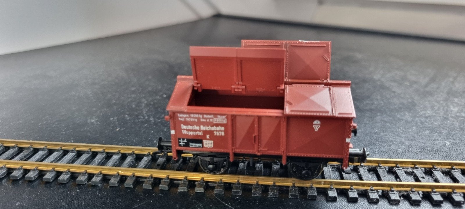 Fleischmann goederenwagon met luiken, Gebruikt, Gelijkstroom, Fleischmann, Wagon