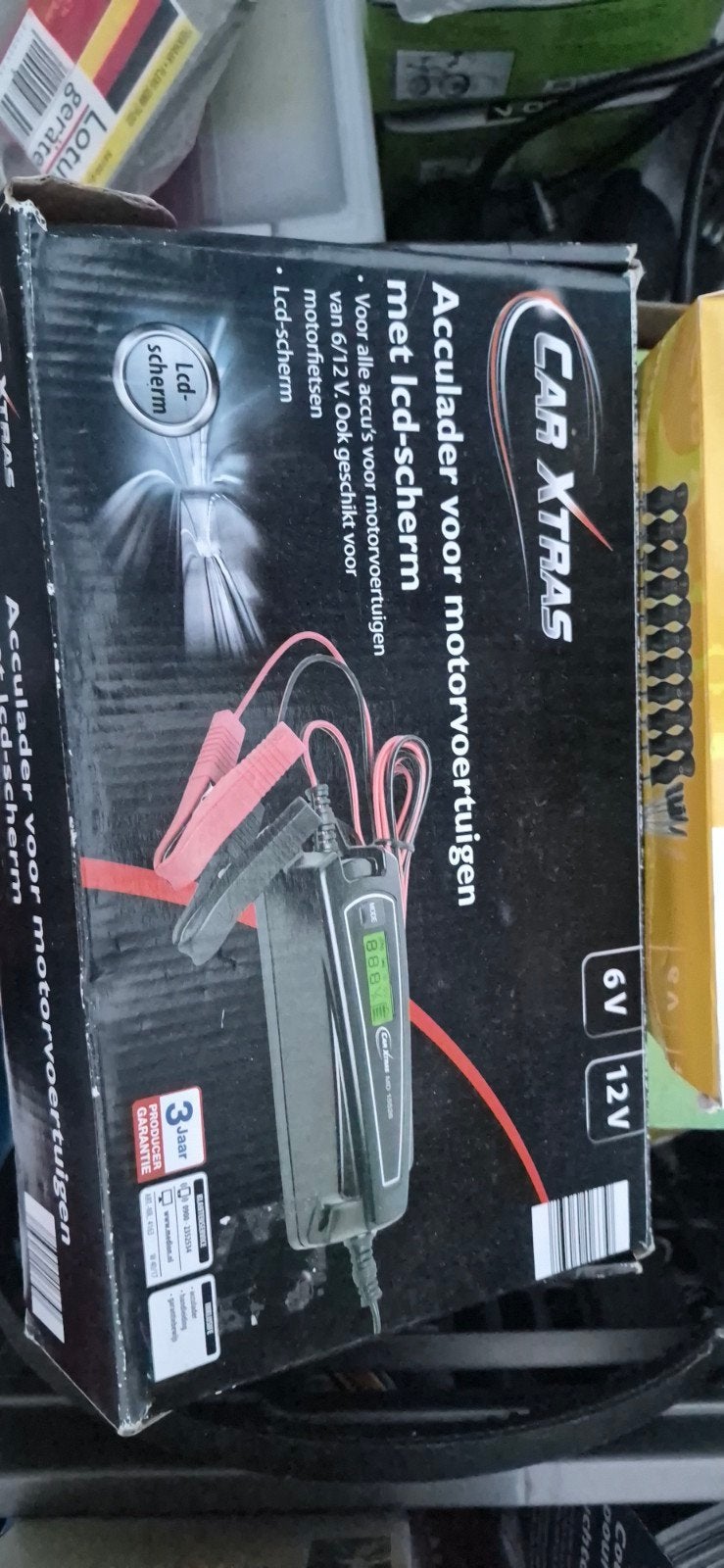 Car Xtras Acculader voor motorvoertuigen met LCD-scherm, Ophalen of Verzenden