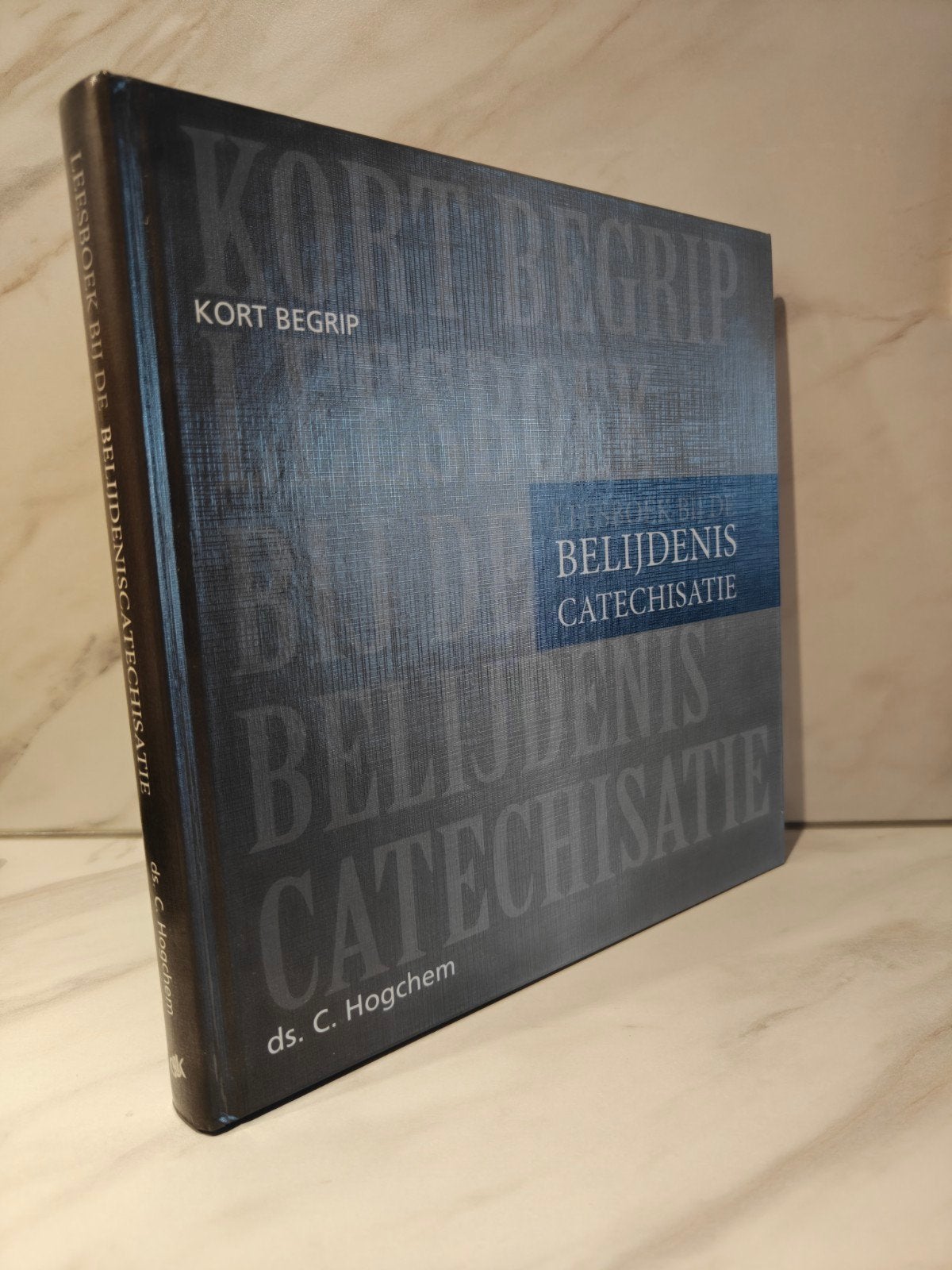 Ds. C. Hogchem. Leesboek bij de belijdeniscatechisatie., Ophalen of Verzenden, Gelezen, Christendom | Protestants