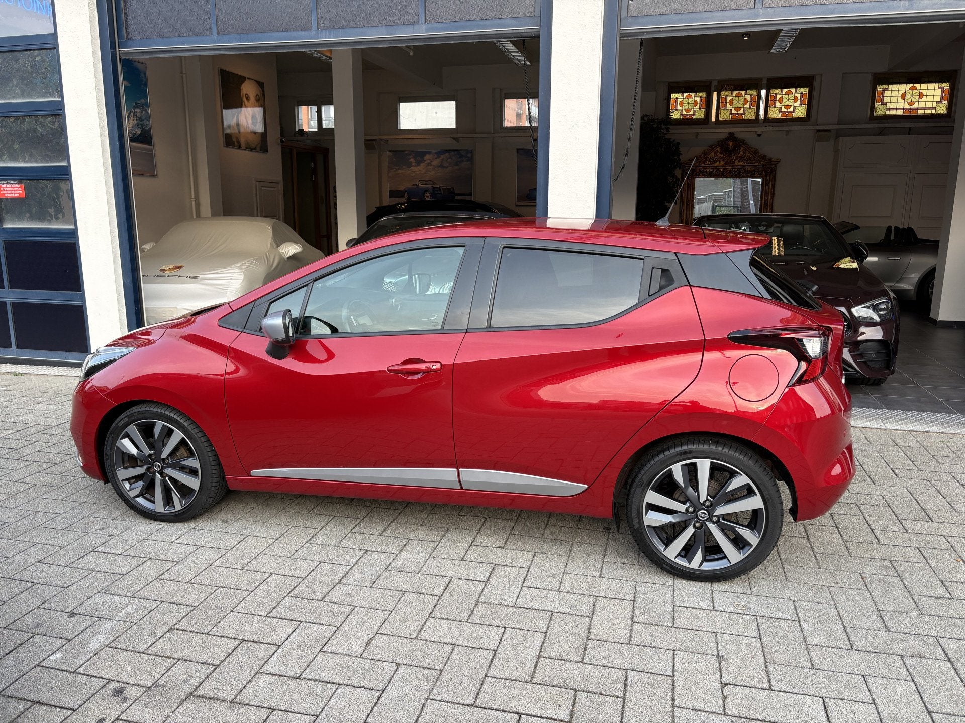 Nissan Micra 0.9 IG-T Tekna 1E EIG/NIEUWSTAAT/FULL OPTIONS/N, Voorwielaandrijving, 898 cc, Euro 6, 525 kg