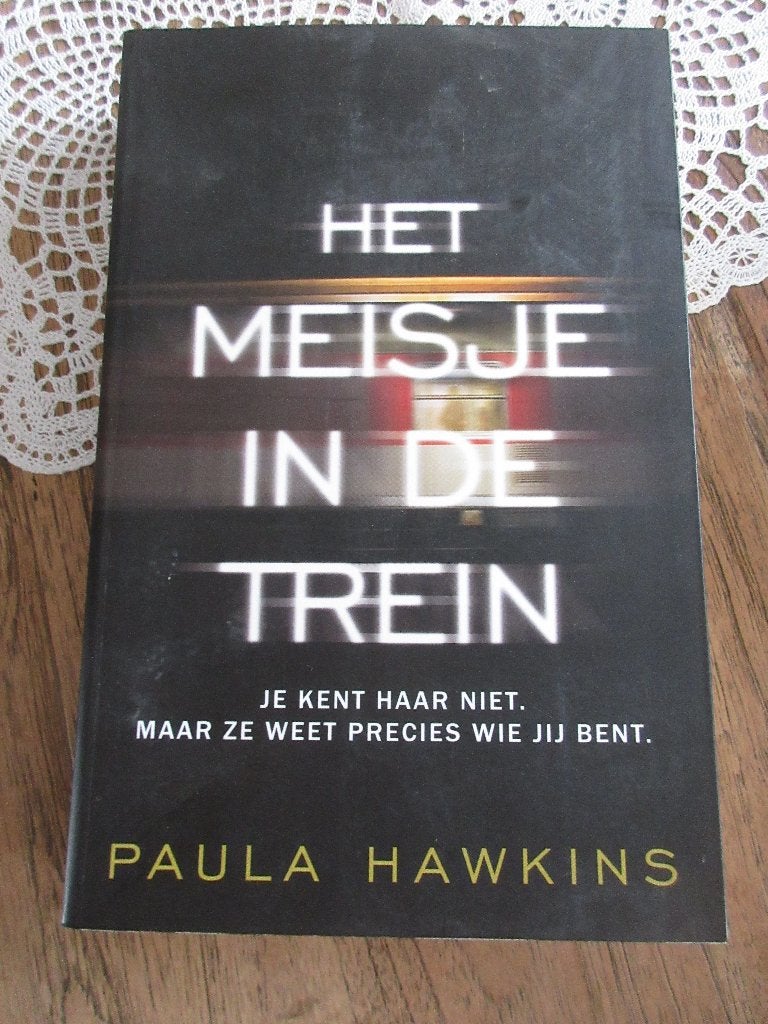 Het meisje in de trein. Paula Hawkins, Ophalen of Verzenden, Gelezen, Paula Hawkins