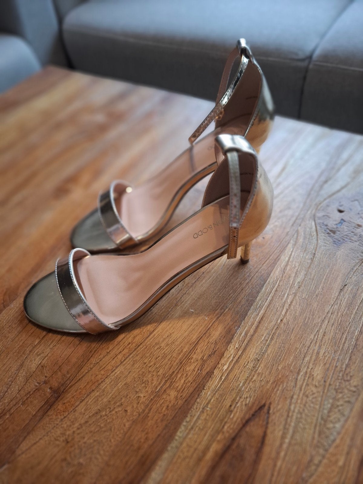 Nieuwe pumps, lak, suède en mat, maat 39, Ophalen of Verzenden, Nieuw, Pumps