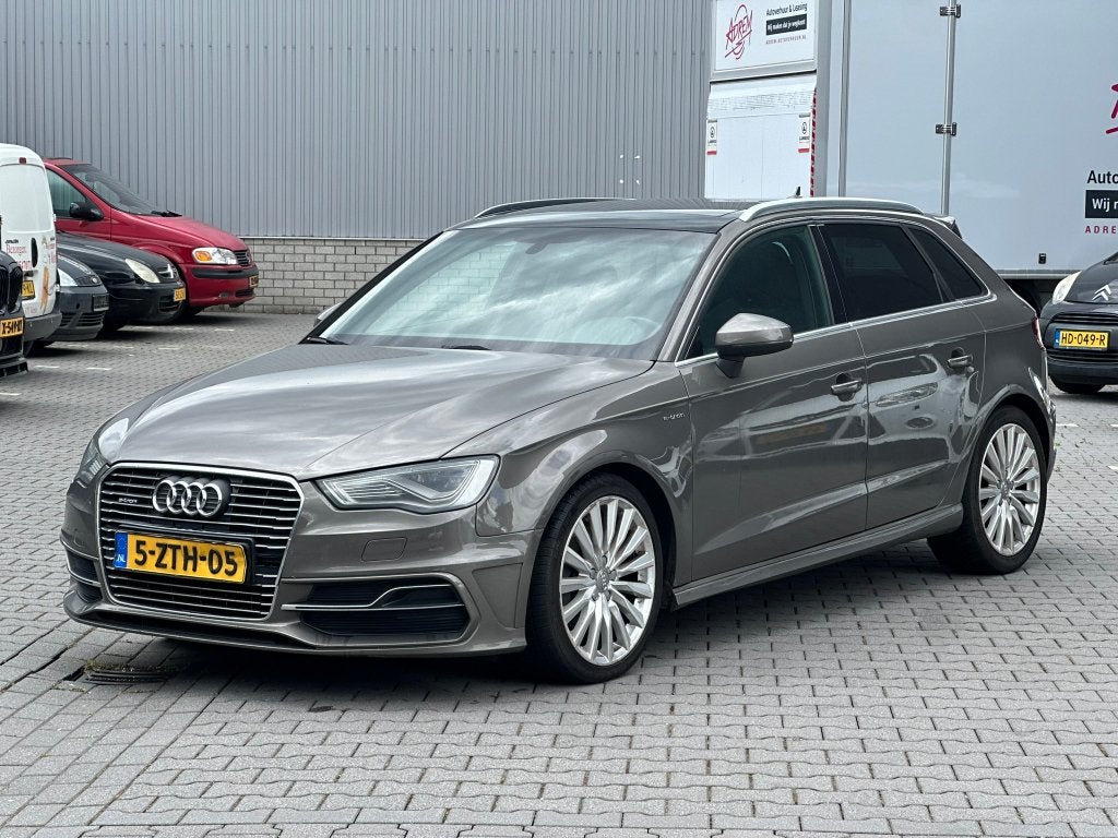 Audi A3 1.4 Tfsi AUTOmaat E-tron Phev S Tronic Pro Line plus, 4 cilinders, 1395 cc, Zilver of Grijs, 1515 kg