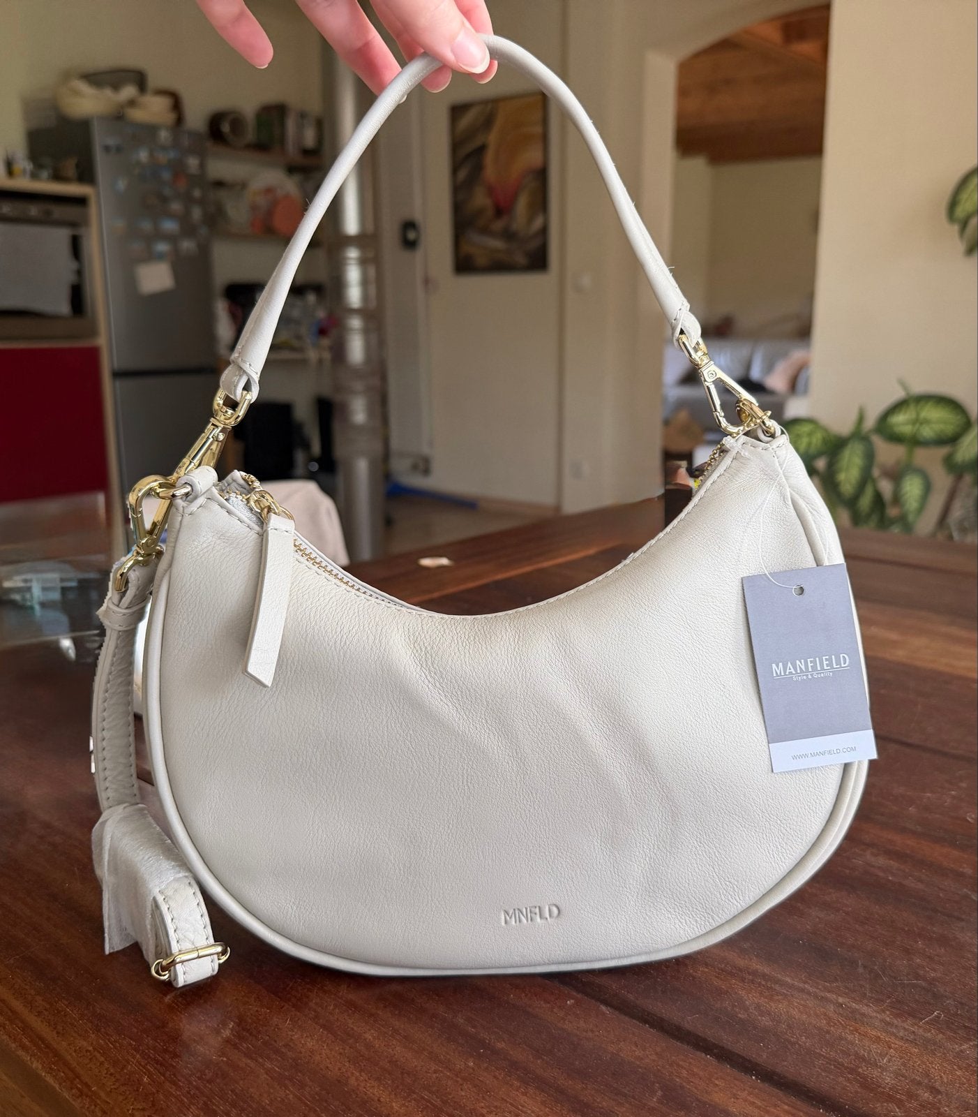 Manfield Leren Schoudertasje - Nieuw met kaartje, Ophalen of Verzenden, Nieuw, Beige, Schoudertasje