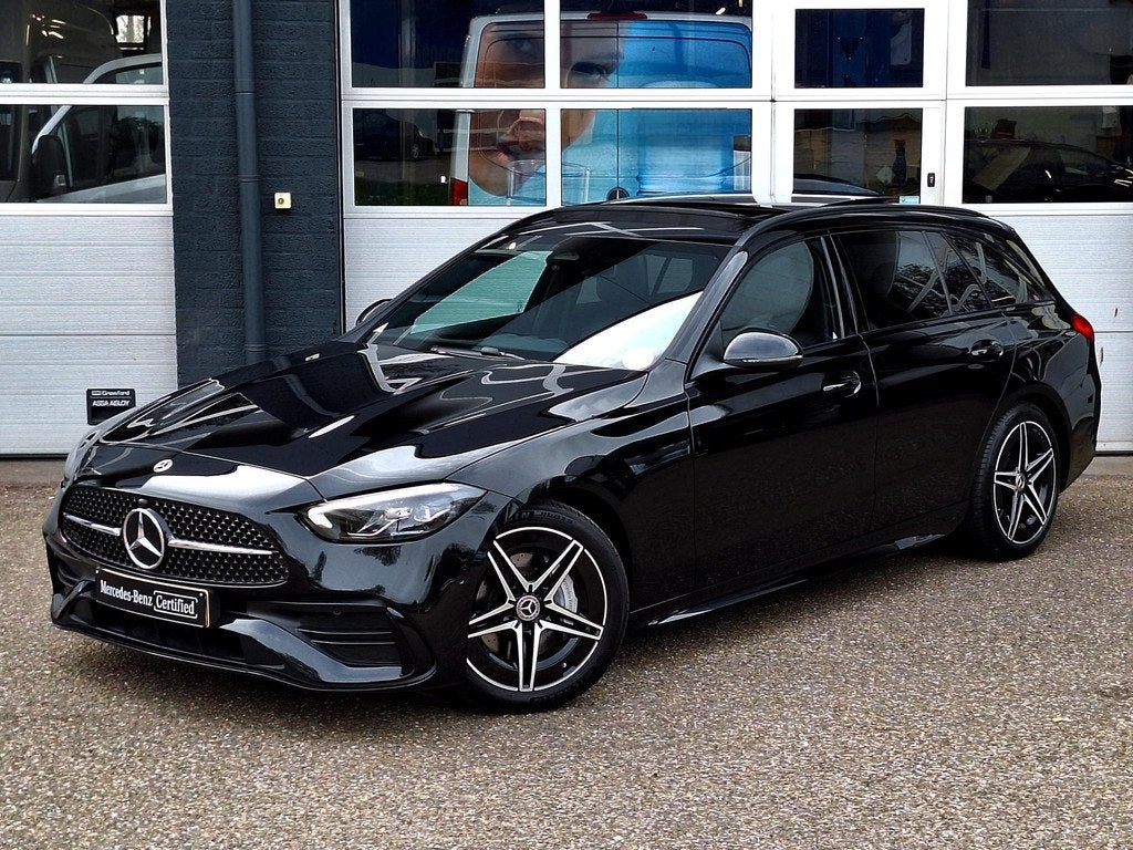 Mercedes-Benz C-klasse Estate 180 Star Edition AMG | Night P, Automaat, 4 cilinders, 1655 kg, Zwart