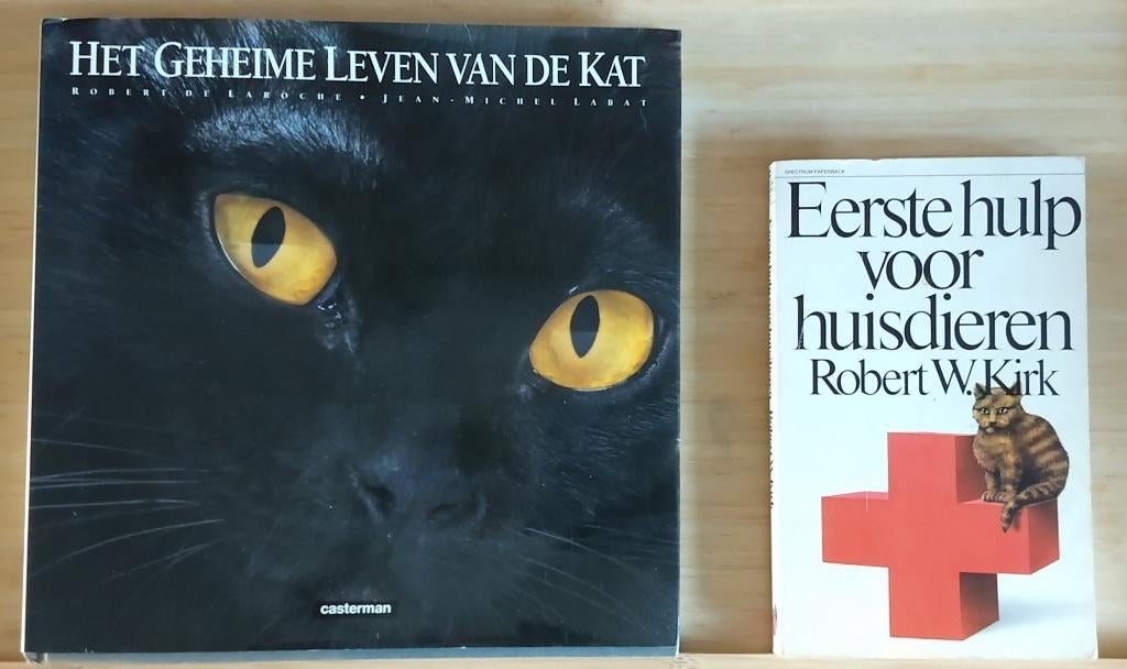 het geheime leven van de kat en dieren ehbo boeken, volgnr 8, Ophalen of Verzenden, Gelezen, Overige diersoorten
