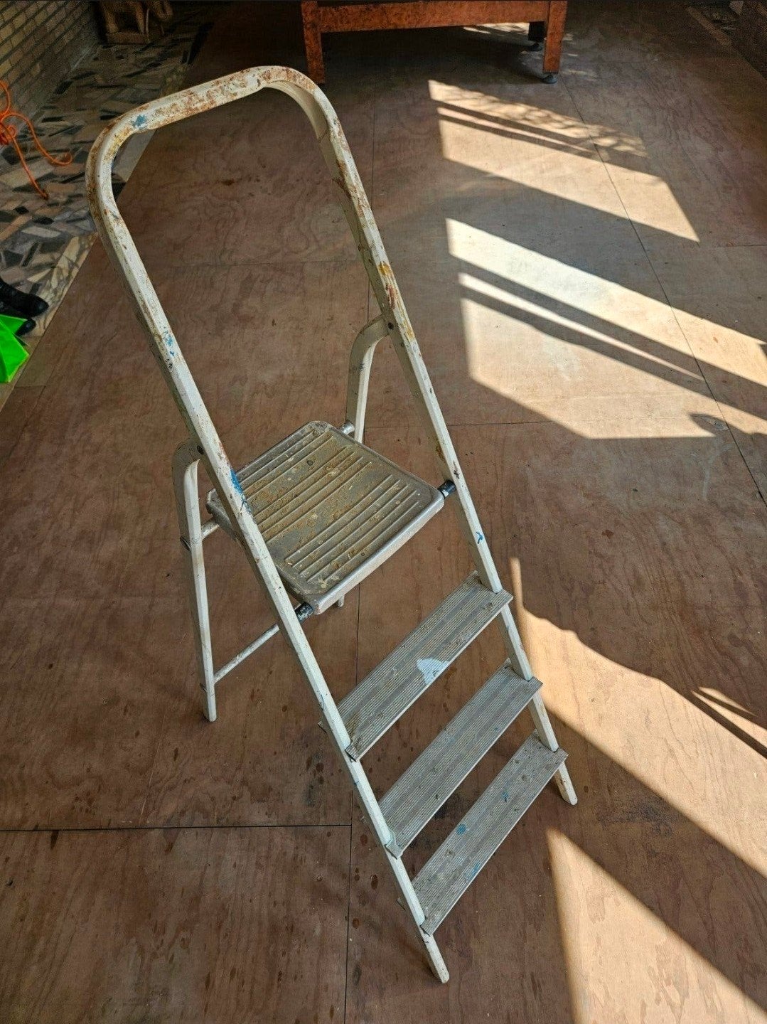 Gebruikte trapladder - Stevige huishoudtrap, Ophalen, Gebruikt, Trap, Minder dan 2 meter
