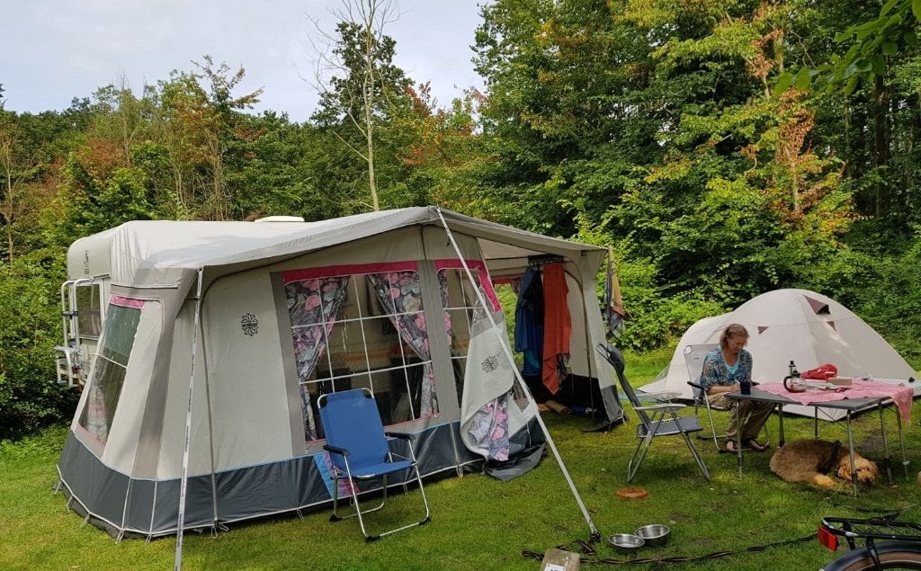 caravan Knaus Country 395, Treinzit, Particulier, Knaus, Dwarsbed