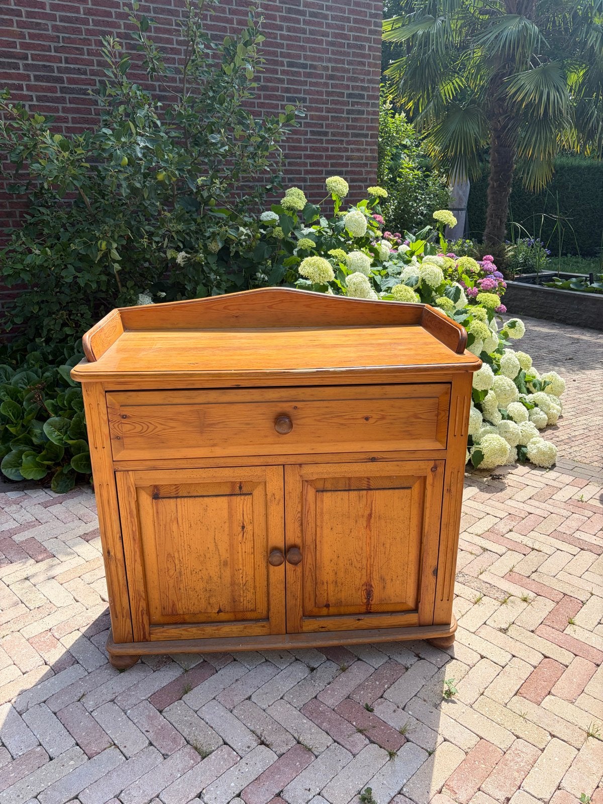Handgemaakte commode voor babykamer - opknapper, Kinderen en Baby's, Kinderkamer | Commodes en Kasten, Ophalen, Gebruikt, 50 tot 70 cm