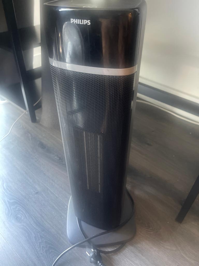Philips AI Heater - Slimme en Efficiënte Verwarming, 30 tot 80 cm, Gebruikt, Kachel, Minder dan 60 cm
