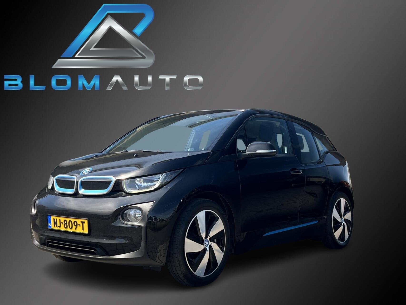 BMW i3 170PK 94Ah 33 kWh NL AUTO LED+GROOT SCHERM NAVI+PDC, Auto's, BMW, Automaat, Gebruikt, Zwart, 33 kWh