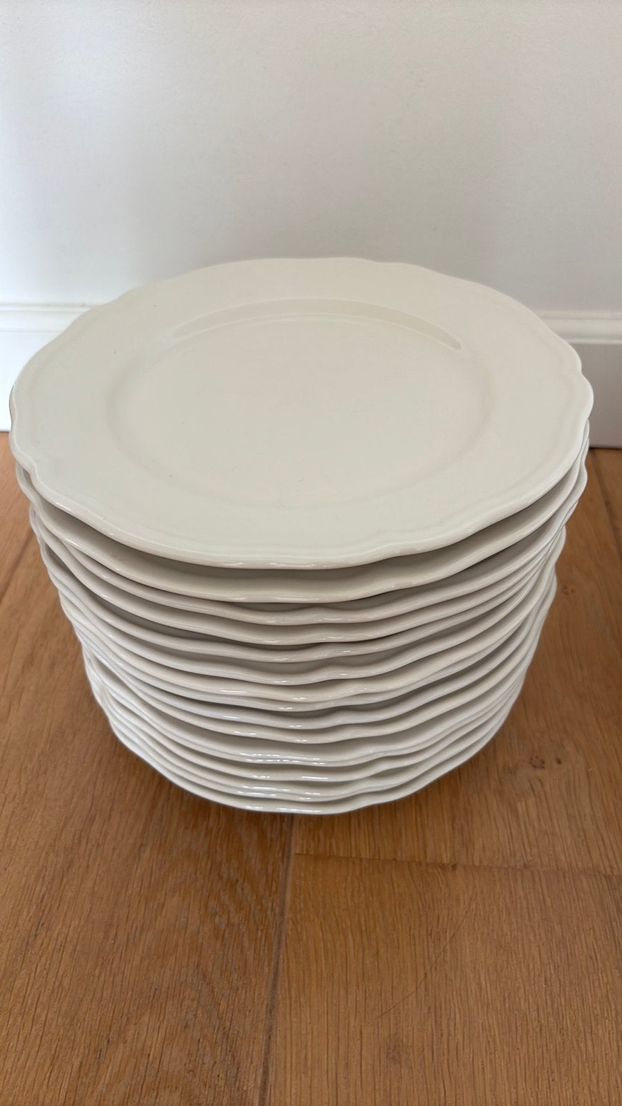 IKEA servies ARV 16 ontbijtborden, Ophalen, Zo goed als nieuw, Bord(en), Overige stijlen