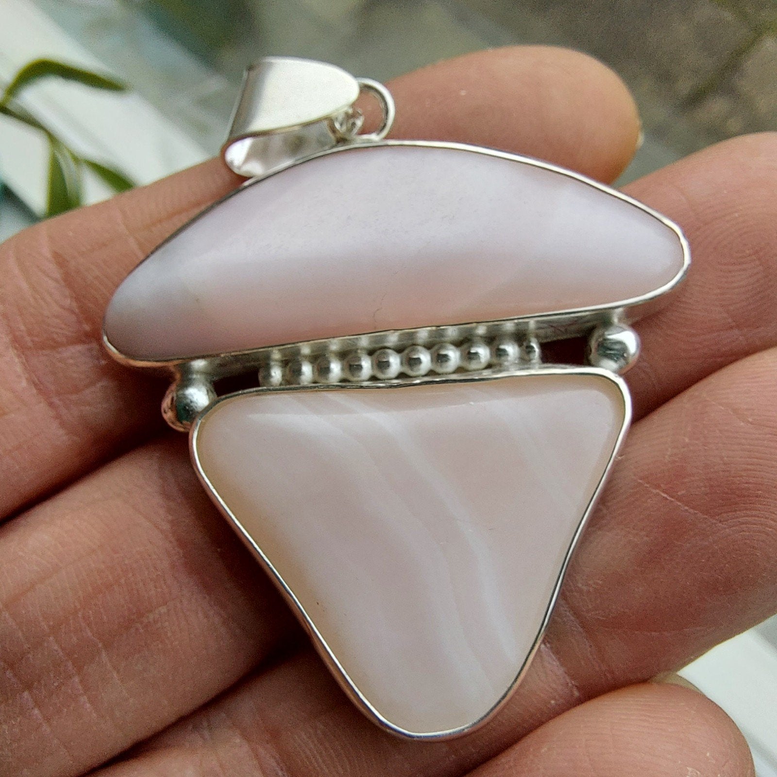 Mooie nieuwe zilveren unieke hanger, 2 Mangano Calciet, Nieuw, Ophalen of Verzenden, Roze, Met edelsteen
