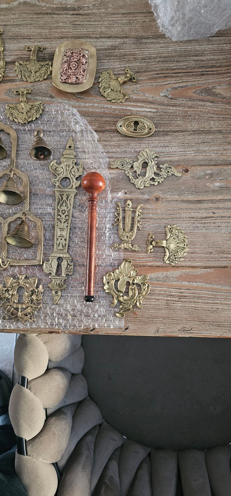 Grote partij vintage meubelbeslag / ornamenten / grepen, Ophalen of Verzenden
