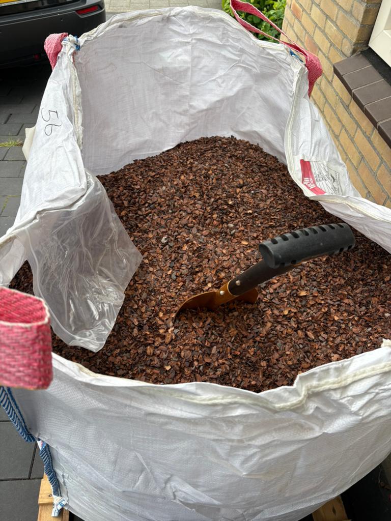 Cacaodoppen. - 3/4 bigbag, Ophalen, Cacaodoppen