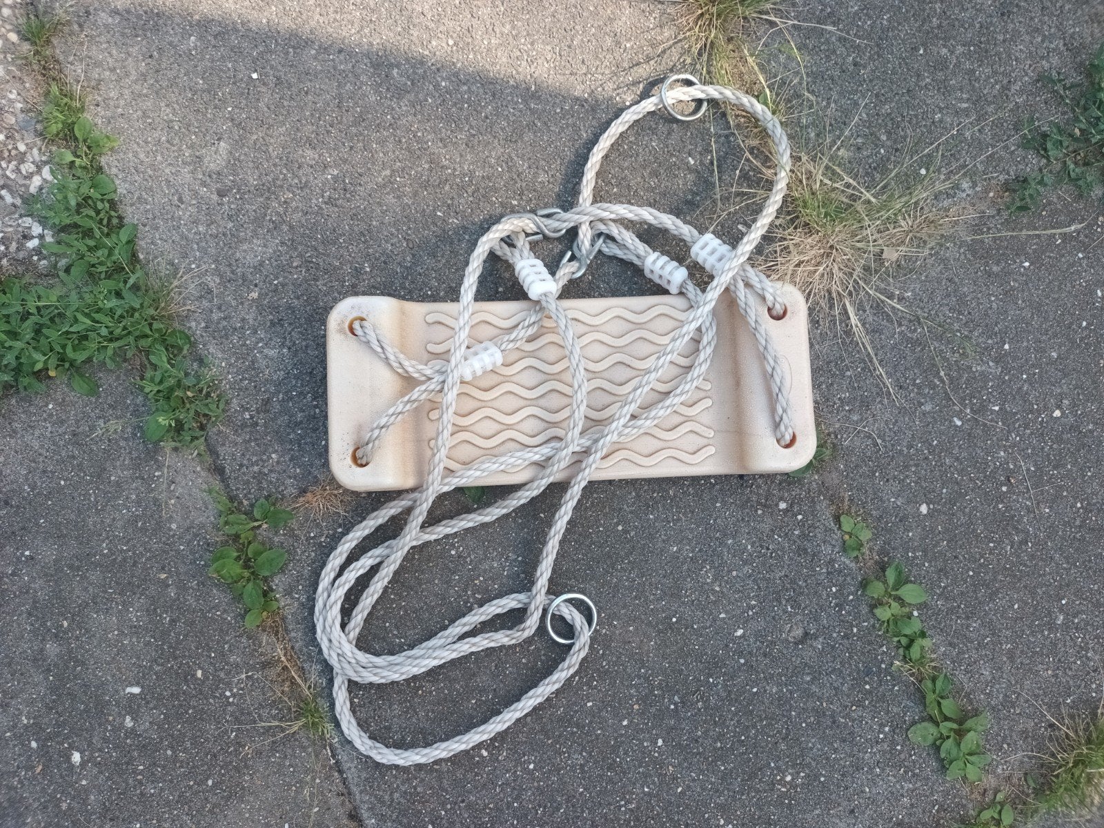 Houten schommelzitje met touwen, Ophalen of Verzenden, Gebruikt, Schommel