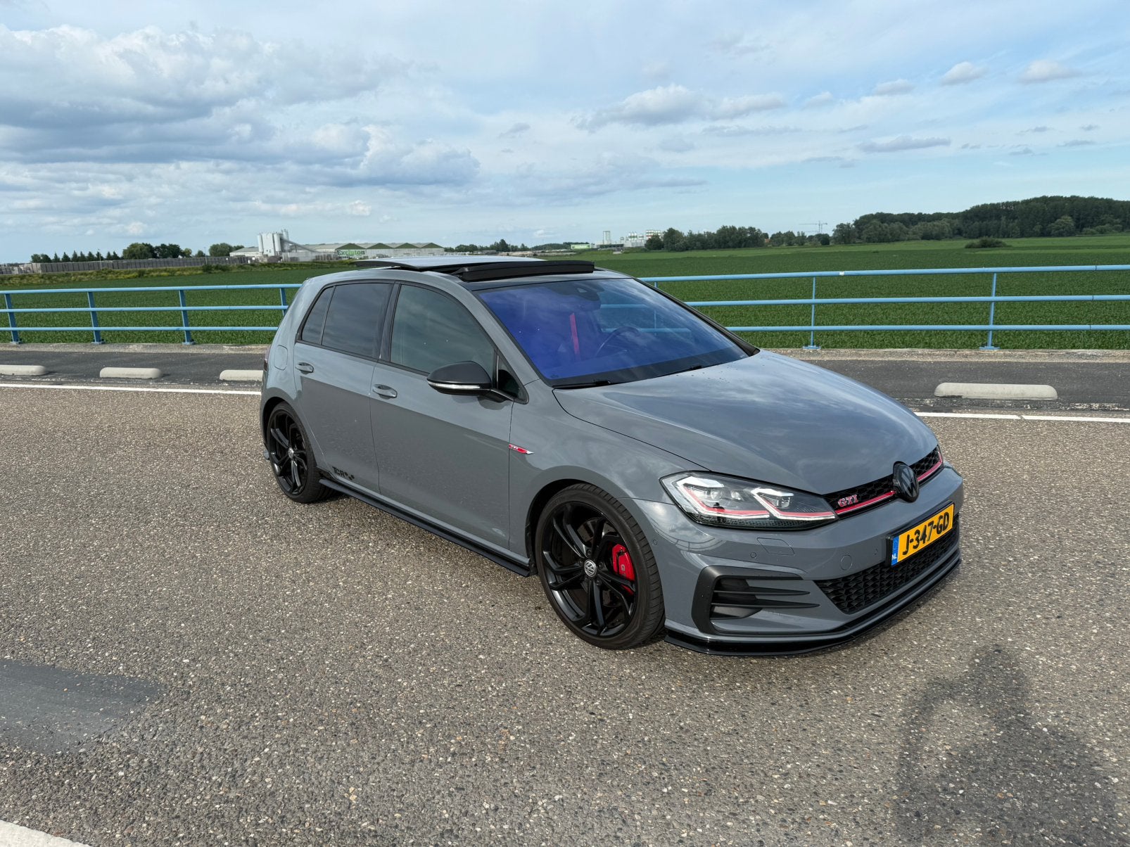 Volkswagen Golf Gti TCR 290pk, Auto's, Volkswagen, 1330 kg, 4 cilinders, 1984 cc, Leder
