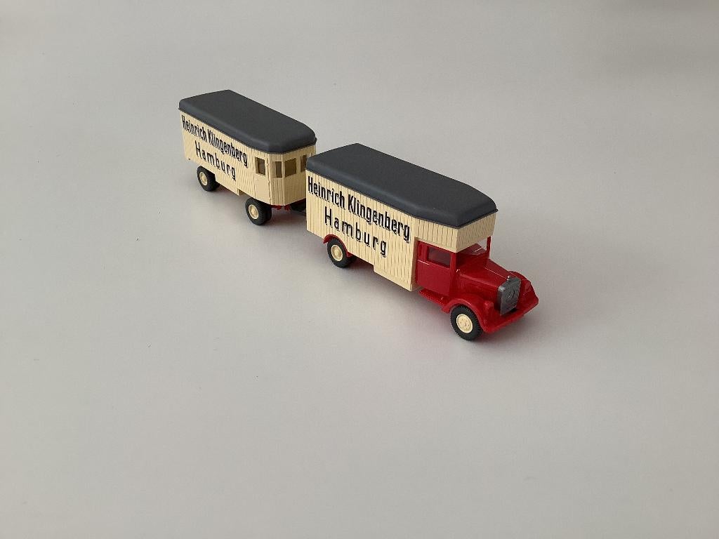 Wiking Mercedes L 2500 Verhuiswagen/Meubelwagen, Ophalen of Verzenden, Zo goed als nieuw, Bus of Vrachtwagen, Wiking