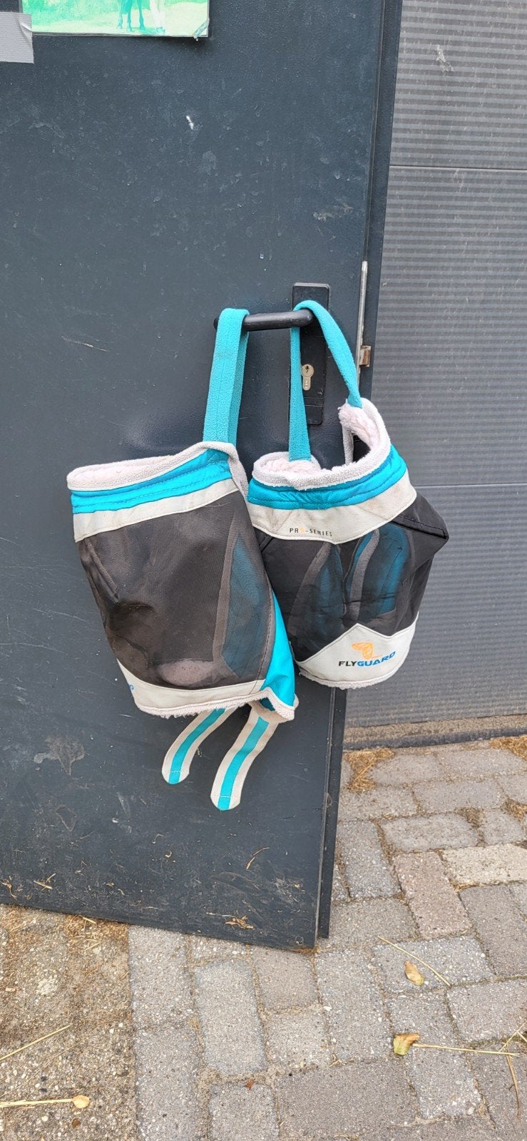 Shires Vliegenmaskers maat cob & full, Ophalen of Verzenden