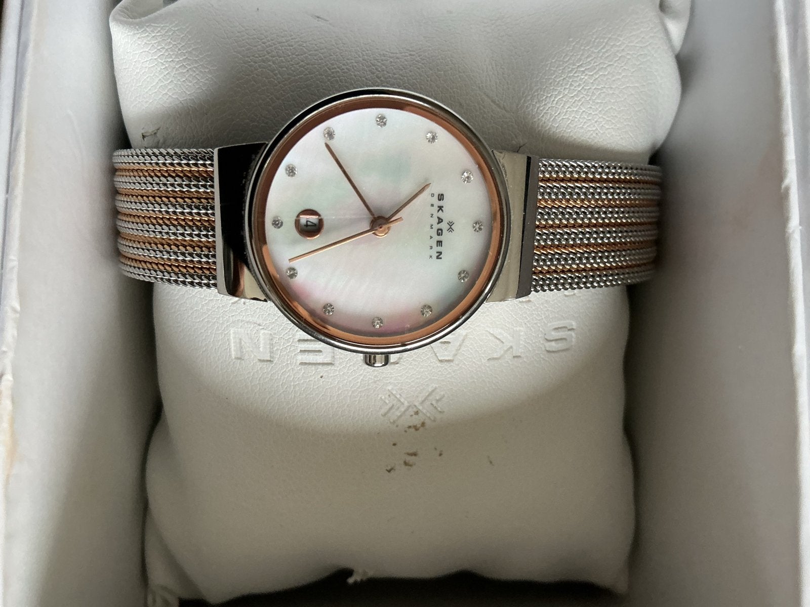 Skagen Dameshorloge met Roségouden Details en Strass, Staal, Polshorloge, Zo goed als nieuw, Met strass