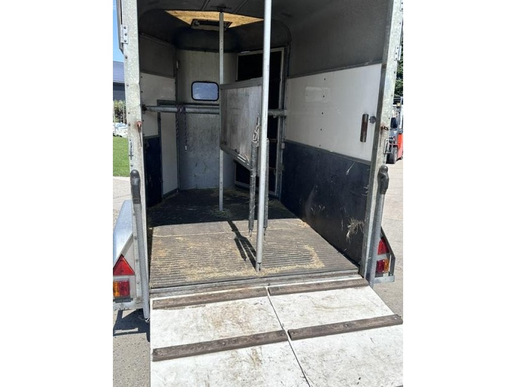 IFOR Williams Trailer paardentrailer / veetrailer, Dieren en Toebehoren, Paarden en Pony's | Trailers en Aanhangwagens, Gebruikt