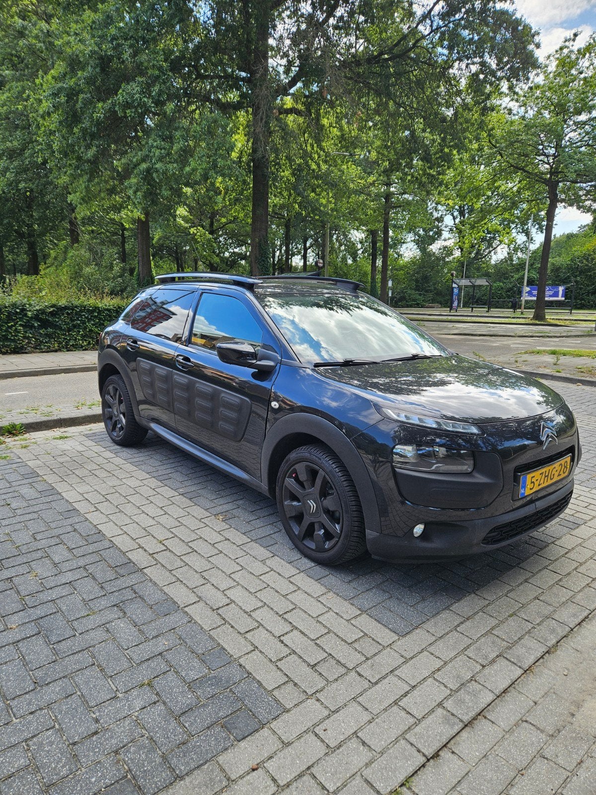 Citroën C4 Cactus 1.2 E-vti 82 Etg5 Airdream 2015 Zwart, Auto's, Citroën, 725 kg, 31 €/maand, Leder en Stof, Origineel Nederlands