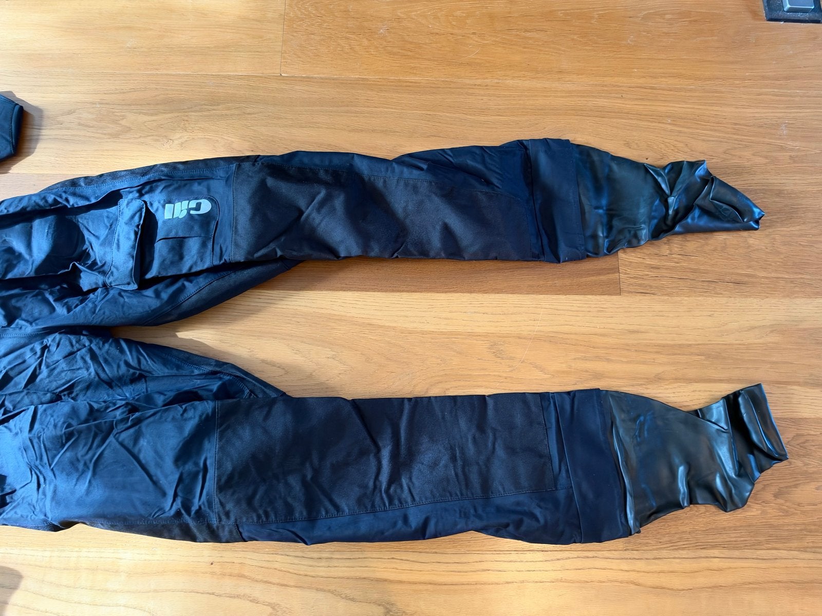 Gill Drysuit - Uitstekende Conditie - Maat L, Ophalen of Verzenden, Zo goed als nieuw, Dame of Heer, Drysuit