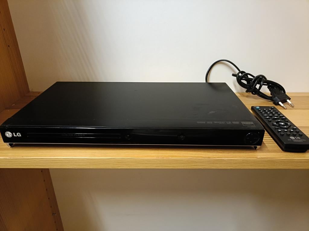 LG DVD-speler met afstandsbediening, Ophalen of Verzenden, Gebruikt, Dvd-speler, LG
