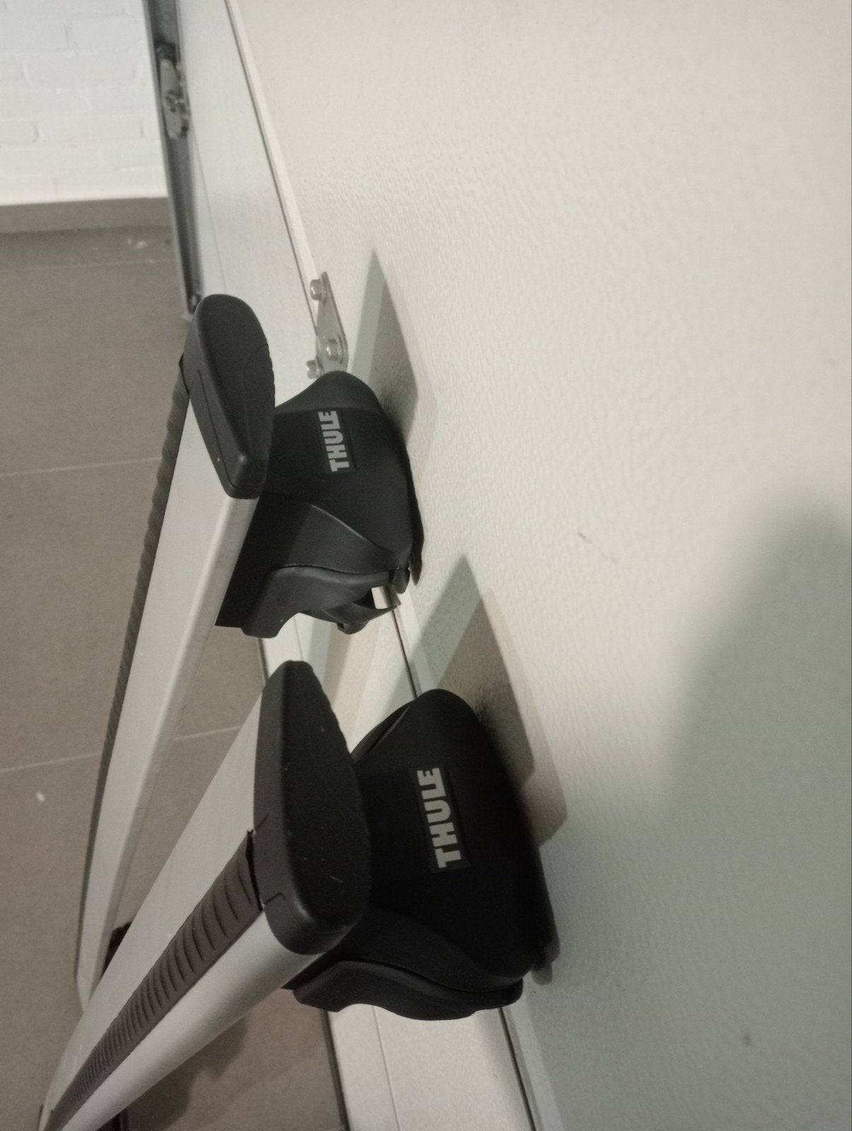 Thule dakdragers Volkswagen T-Roc, Ophalen