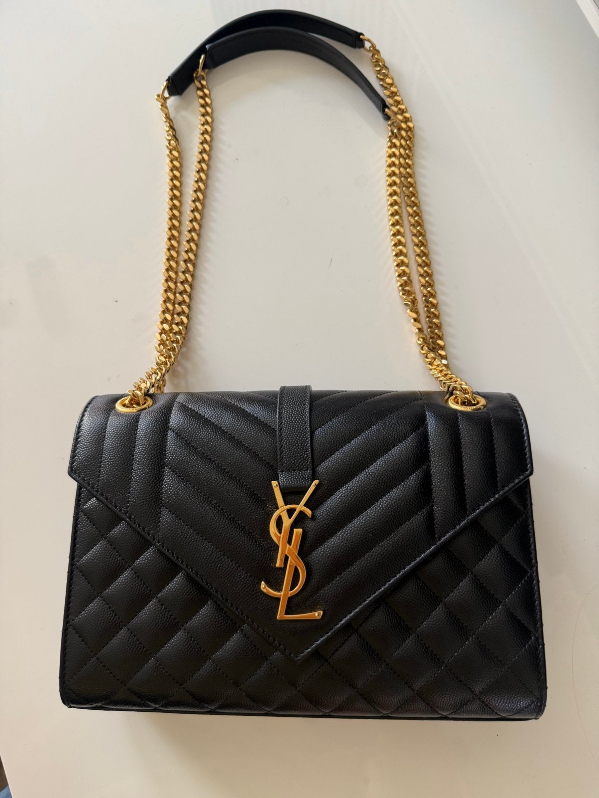Saint Laurent Cassandra Schoudertas Zwart Goud, Ophalen of Verzenden, Zo goed als nieuw, Zwart, Schoudertasje