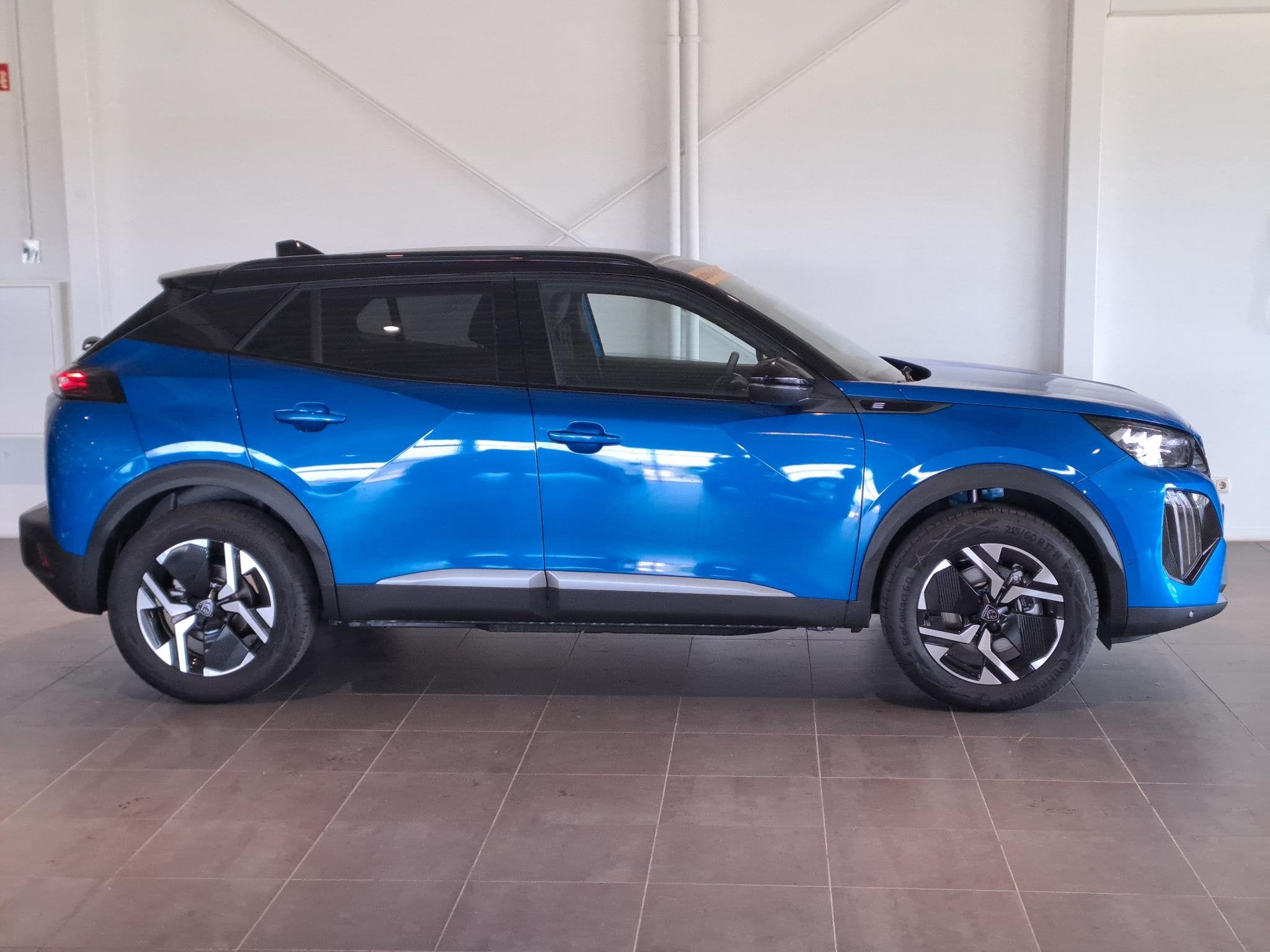 Peugeot e-2008 EV GT Avantage 54 kWh 17% BIJTELLING | DIRECT, Auto's, 12 maanden, Gebruikt, Blauw, Origineel Nederlands