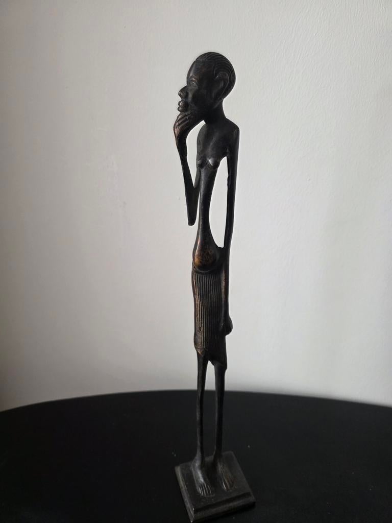Gestileerd Afrikaans bronzen beeld peinzende man, Ophalen of Verzenden
