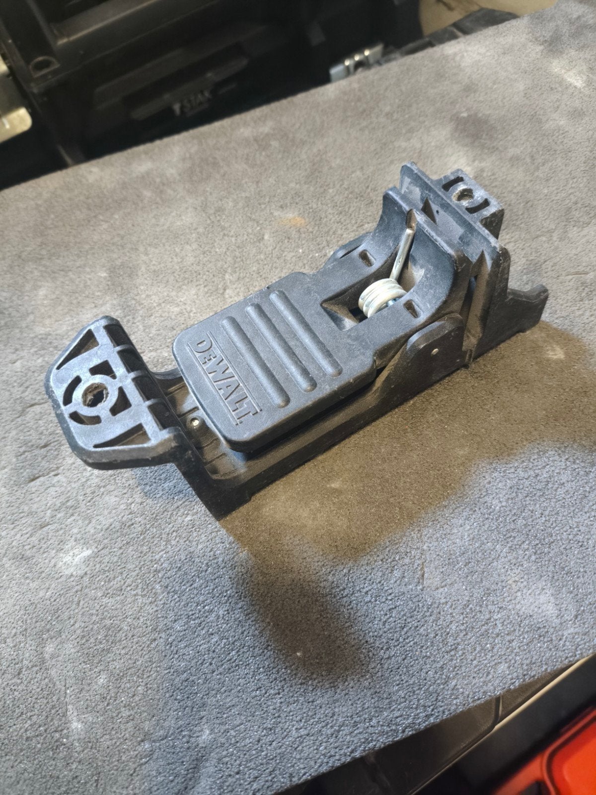 DeWalt Laser Montagebeugel DW088CG, Ophalen of Verzenden, Zo goed als nieuw