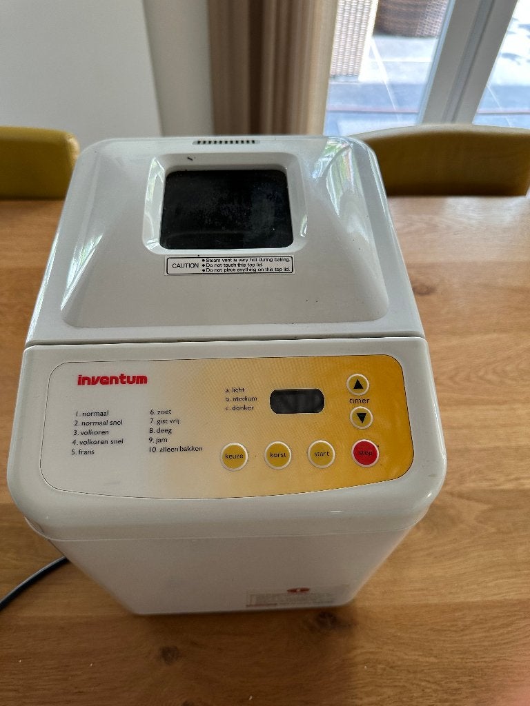 Inventum BM05 broodbakmachine, Witgoed en Apparatuur, Broodbakmachines, Gebruikt, Met timer, 400 tot 800 gram deeg, Kijkvenster
