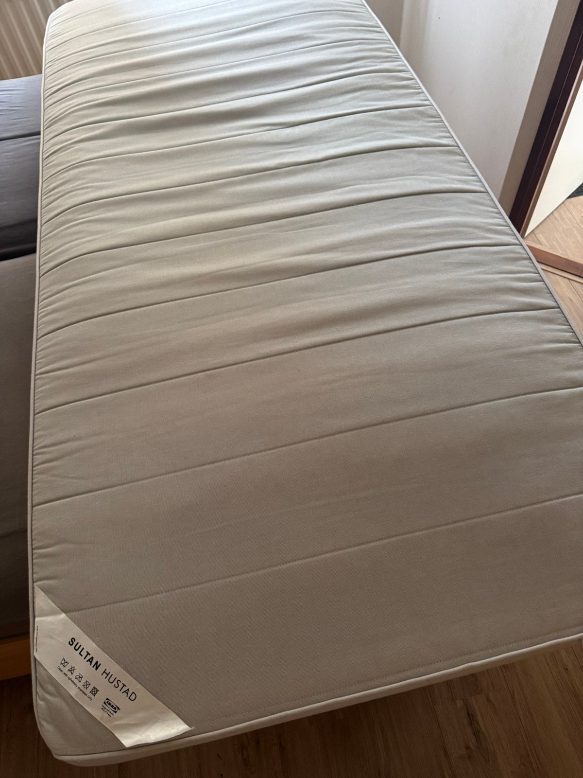 Ikea matras Ikea Sultan Hustad, Ophalen, Zo goed als nieuw, Eenpersoons