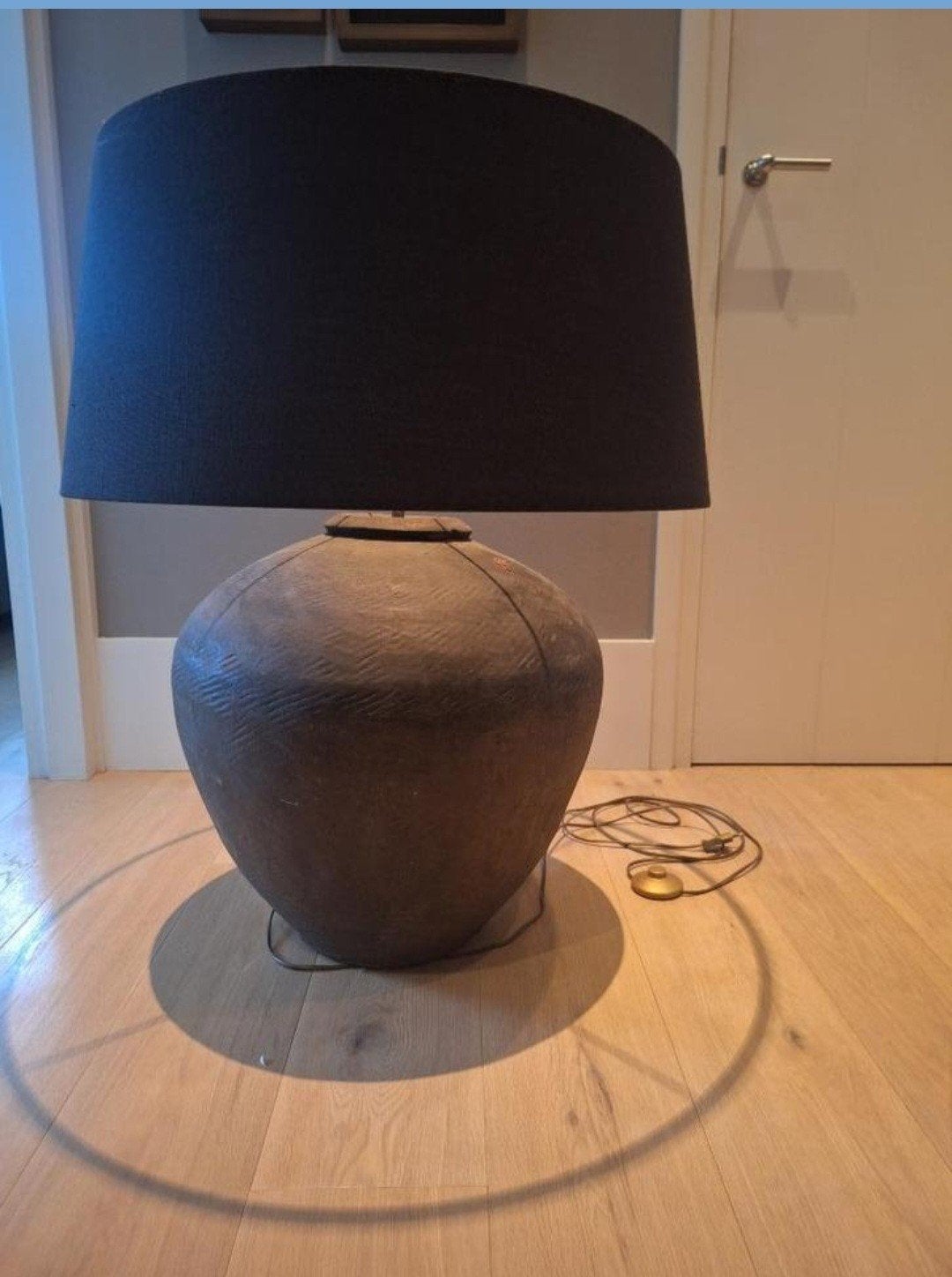 Te koop kruiklamp in grijze tint, Huis en Inrichting, Lampen | Tafellampen, Ophalen, Minder dan 50 cm