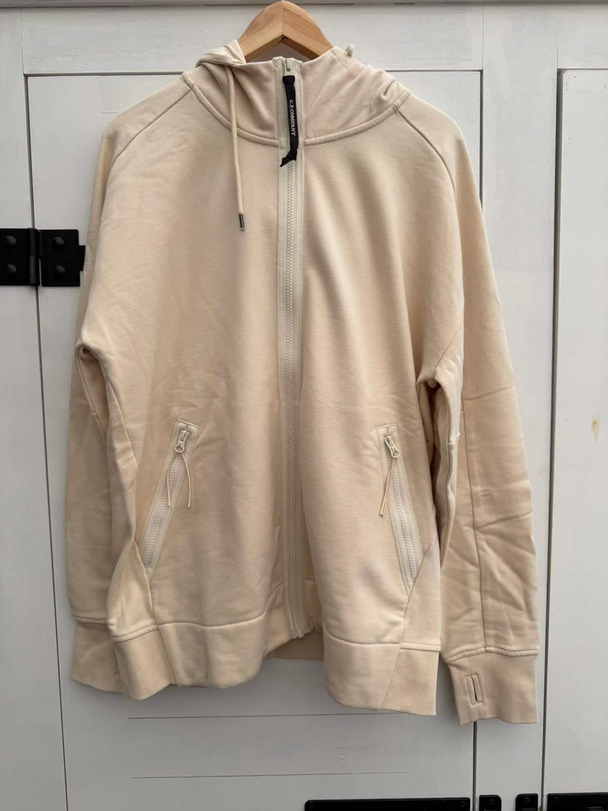 CP Company Hoodie met Goggles - Crème XL, Ophalen of Verzenden, Nieuw, Maat 56/58 (XL), Beige