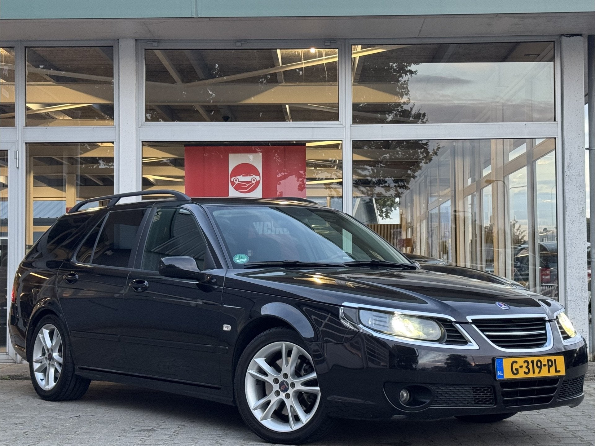 Saab 9-5 Estate 2.3 TURBO AERO LPG | LEDER! | TREKHAAK!, Auto's, Zwart, 4 cilinders, 2290 cc, Zwart