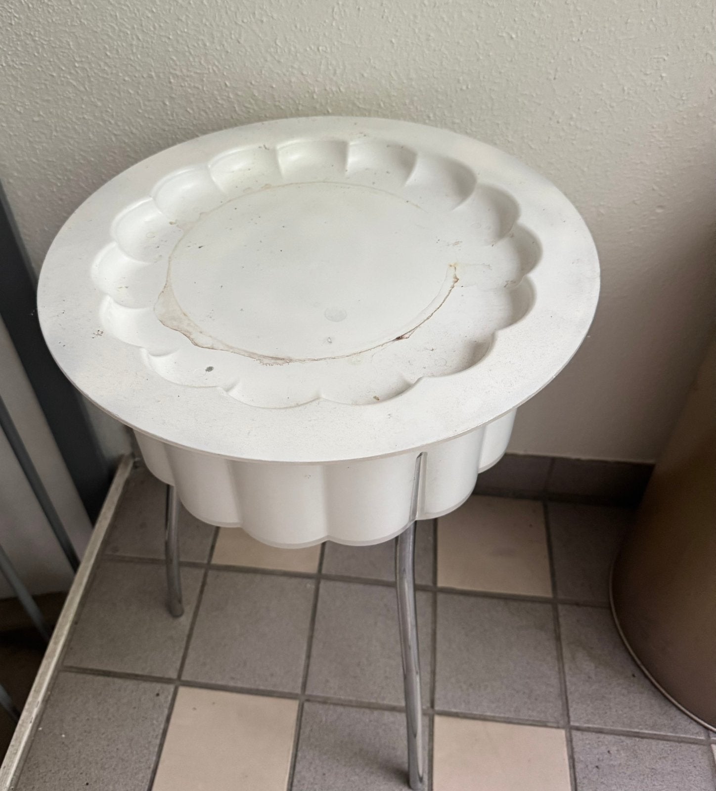 Ikea bij zettafel, Huis en Inrichting, Tafels | Bijzettafels, Ophalen, Zo goed als nieuw, 75 cm of meer, 60 cm of meer