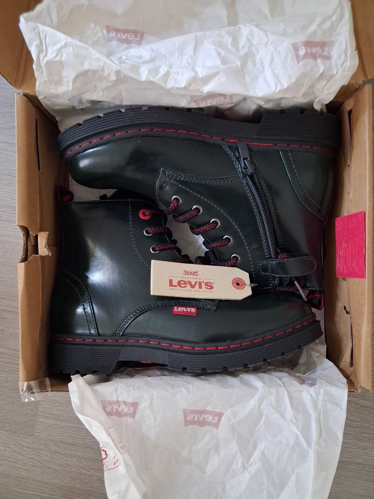 Levi's kinderlaarzen - Nieuw in doos maat 35, Ophalen, Jongen of Meisje, Nieuw, Laarzen
