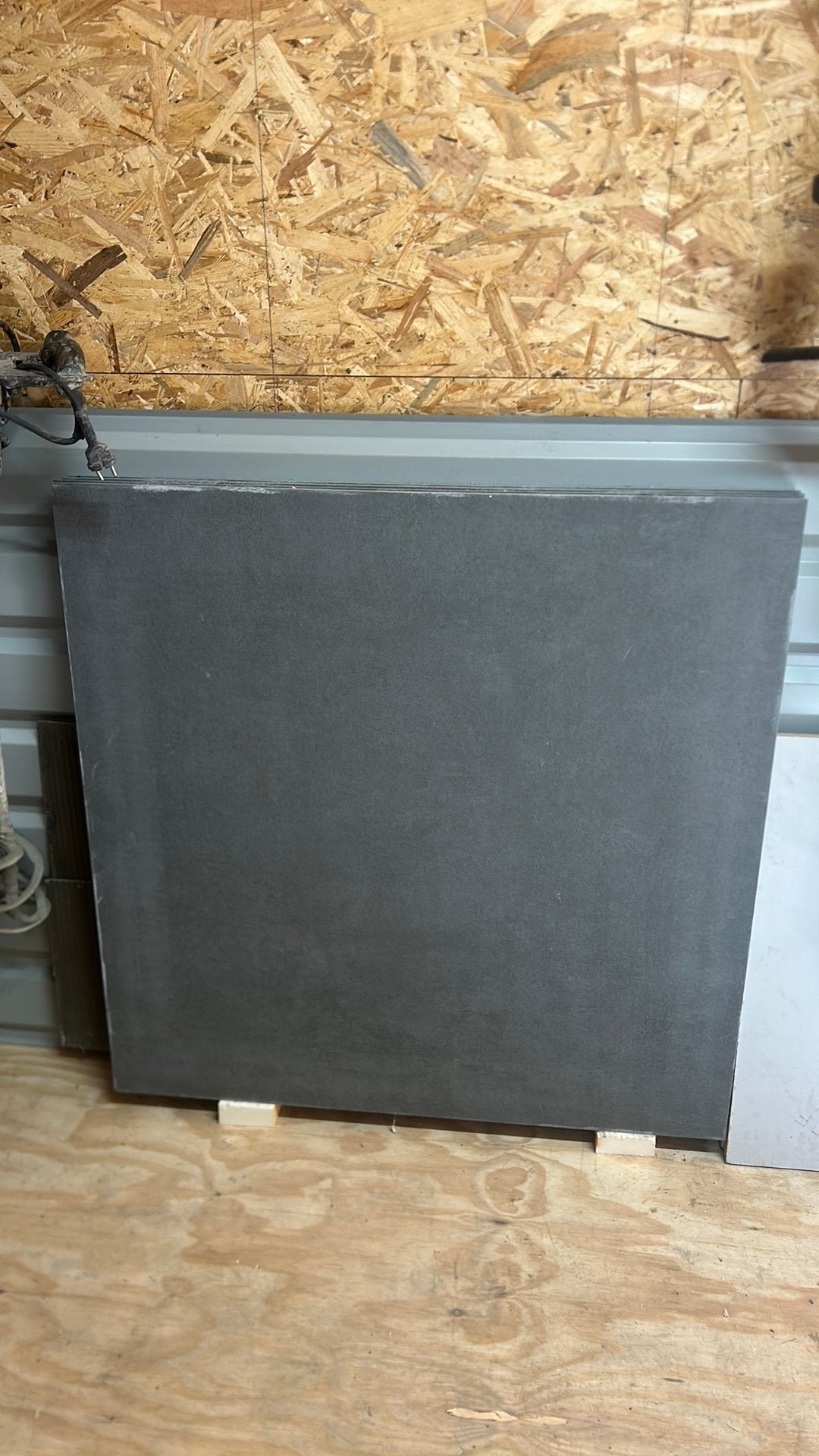 Keramische tegels basalt grey, Ophalen, 60 cm of meer, Keramiek, Zo goed als nieuw
