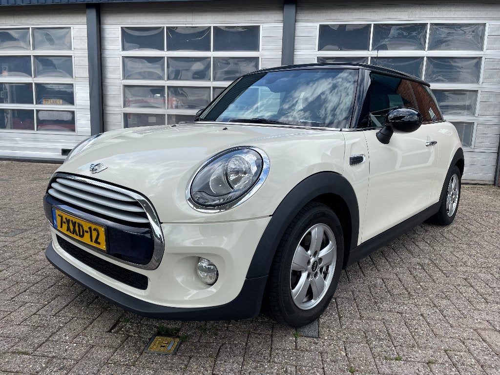 Mini 1.5 Cooper,1eEigenaar!, Dealer OH,Navi Pro,Sportstoelen, Auto's, Voorwielaandrijving, 136 pk, Euro 6, 4 stoelen