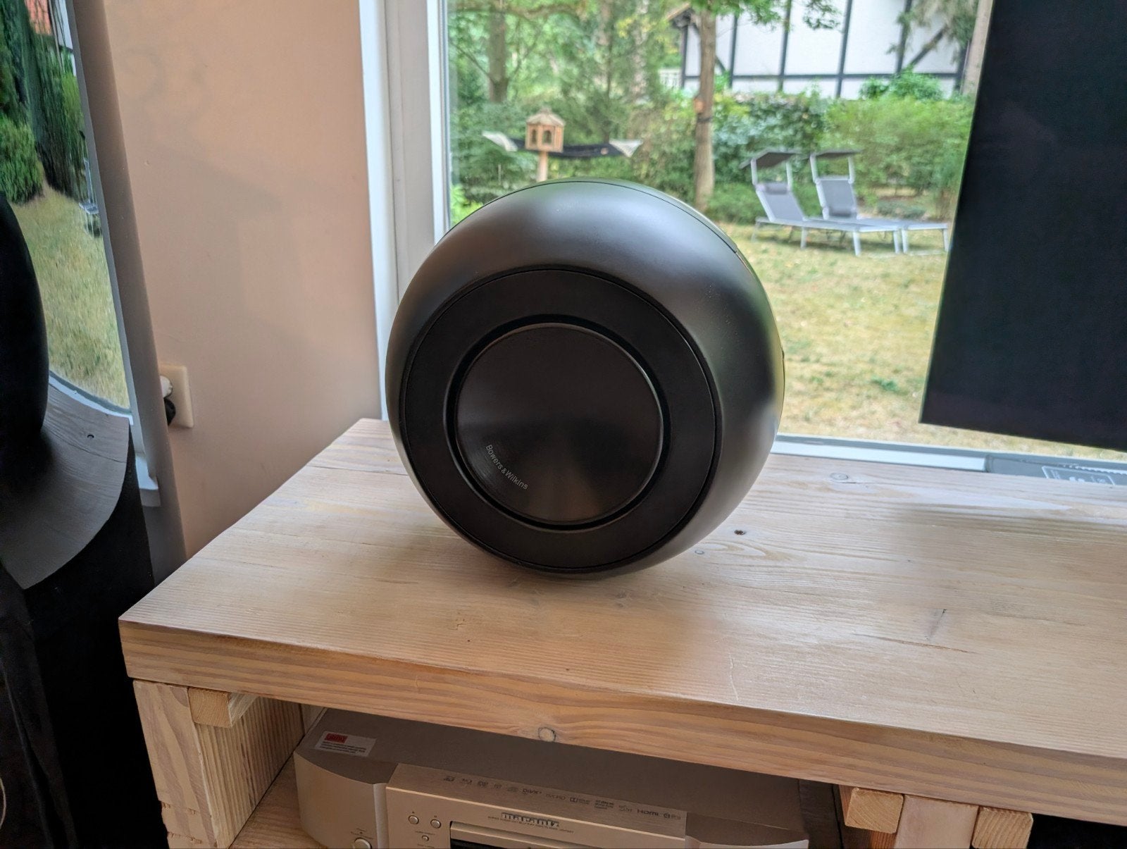 Bowers en Wilkins PV1D, Audio, Tv en Foto, Luidsprekers, Ophalen, Zo goed als nieuw, Subwoofer, Bowers & Wilkins (B&W)