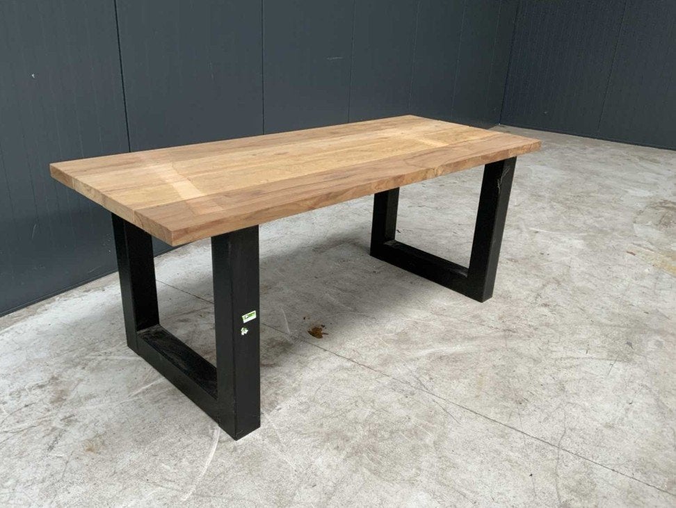Tuintafel. Irokohout, en Stalen onderstel. OP=OP!!!!, Ophalen, Nieuw, Rechthoekig, Hout