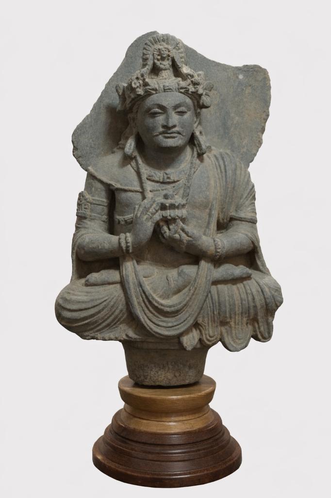 Seated Bodhisattva Gandhara Kushan period circa: 200-300 A.D, Ophalen of Verzenden