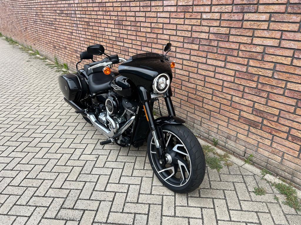 Harley Davidson Chopper 107 wilwaukee-EIGHT FLSB Sport Glide, Motoren, 1745 cc, Chopper, Bedrijf, Meer dan 35 kW
