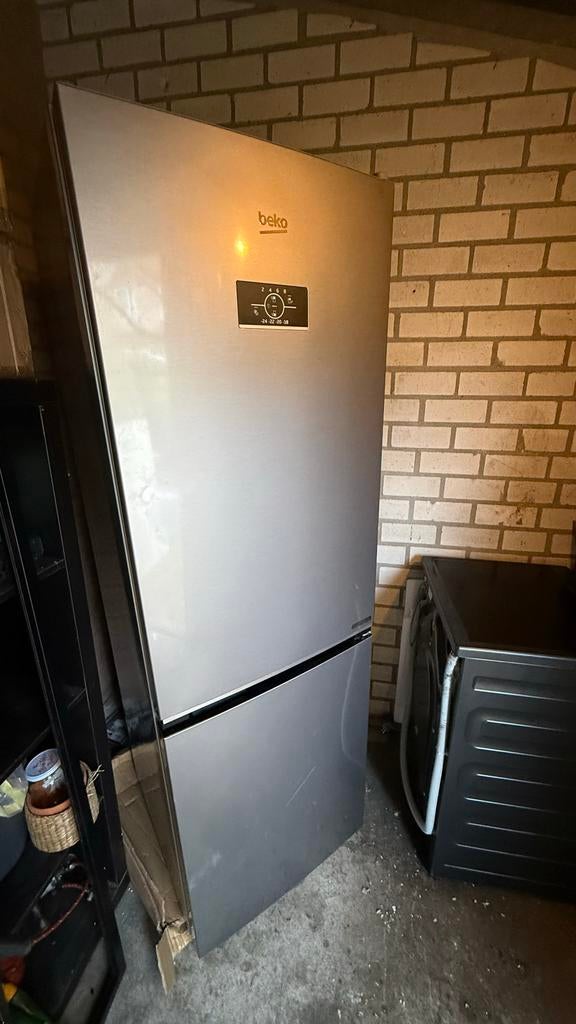 Beko koelkast met vriesvak, Ophalen, Gebruikt, 200 liter of meer, 60 cm of meer
