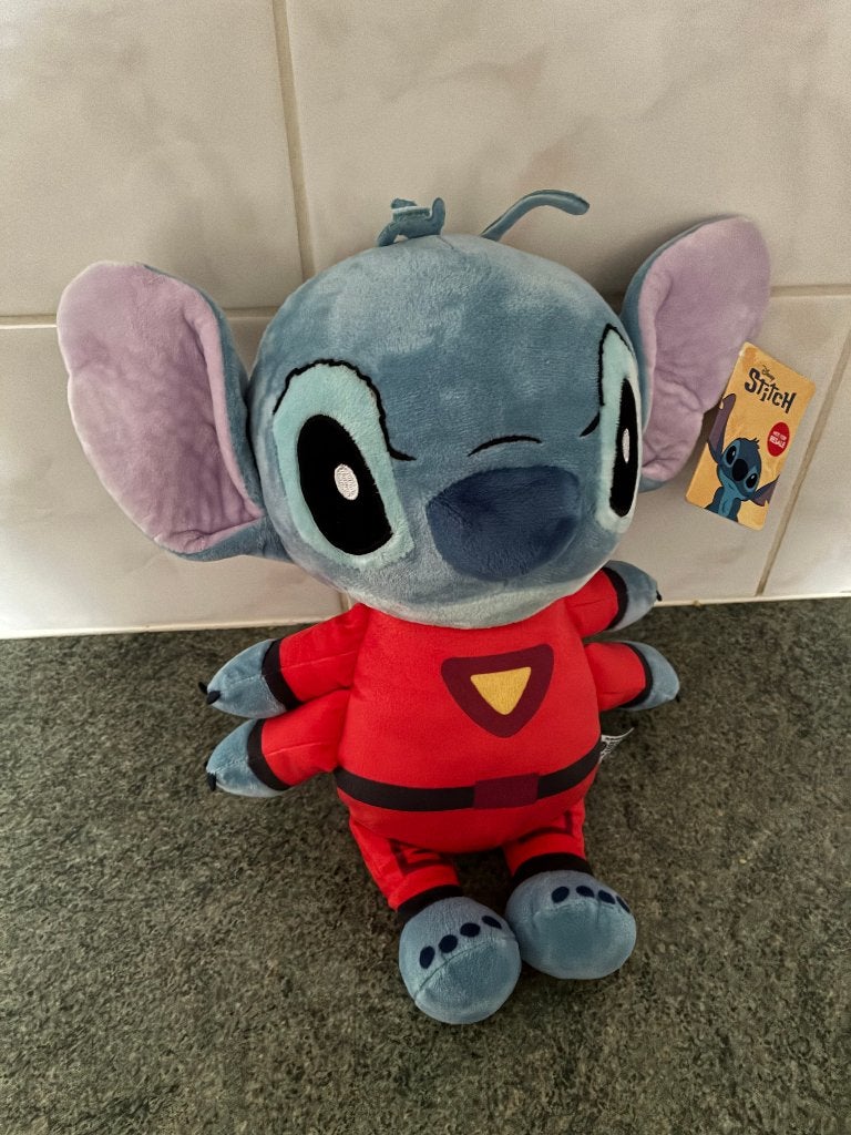 Gloednieuw Disney Knuffel Stitch in Ruimtepak, Info@fantasy-kingdom.nl, Disney, Disney, Overige karakters